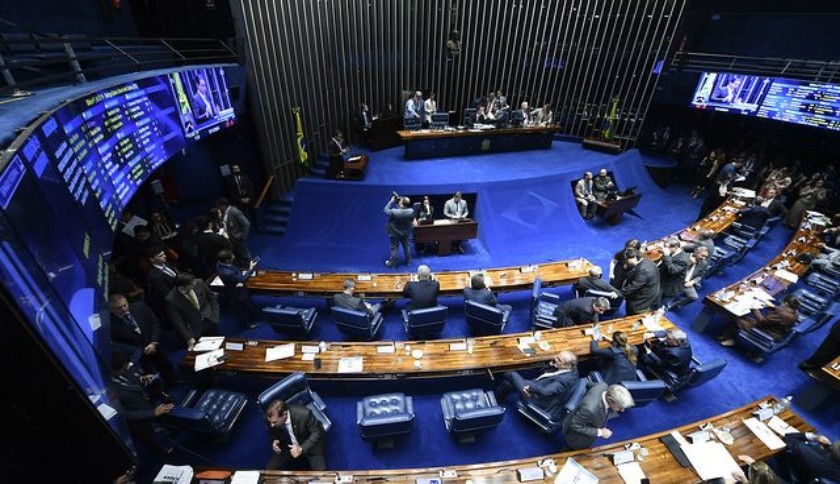 Reforma Tributária é aprovada no Senado com avanços para o setor agropecuário.