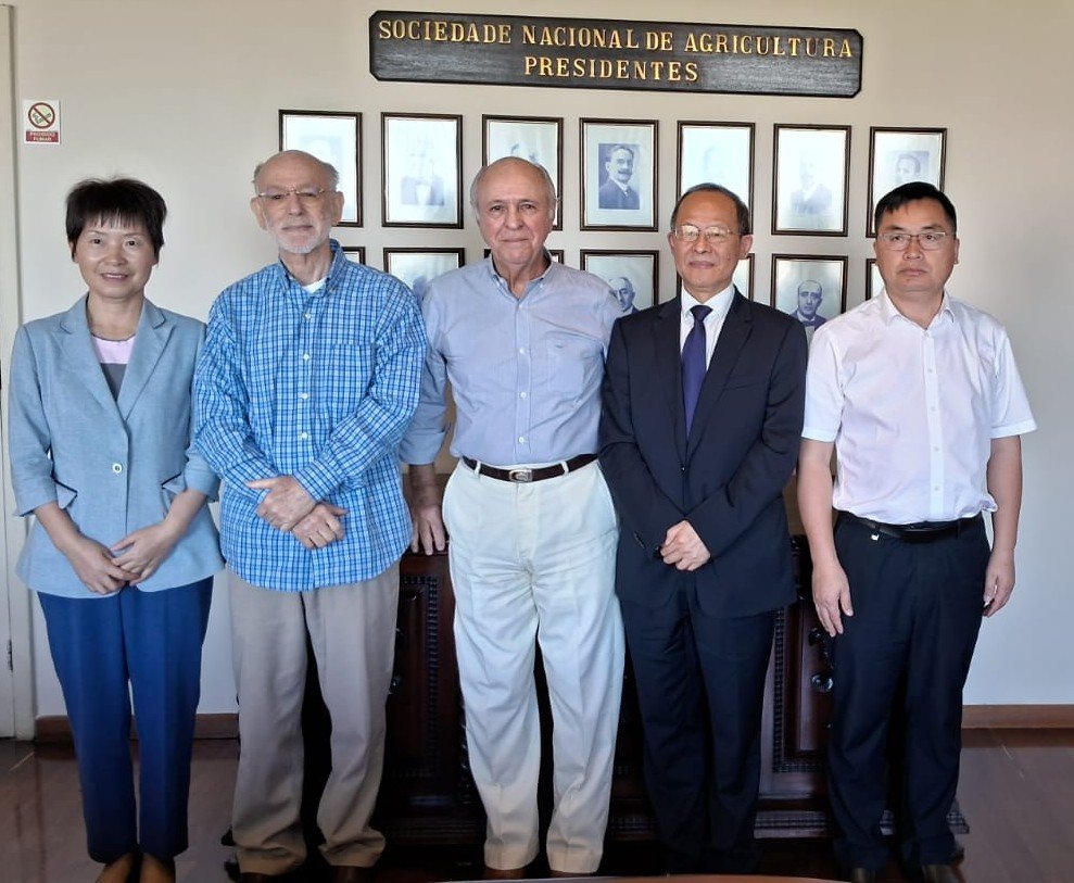 Representantes de província chinesa visitam SNA e discutem importância da capacitação