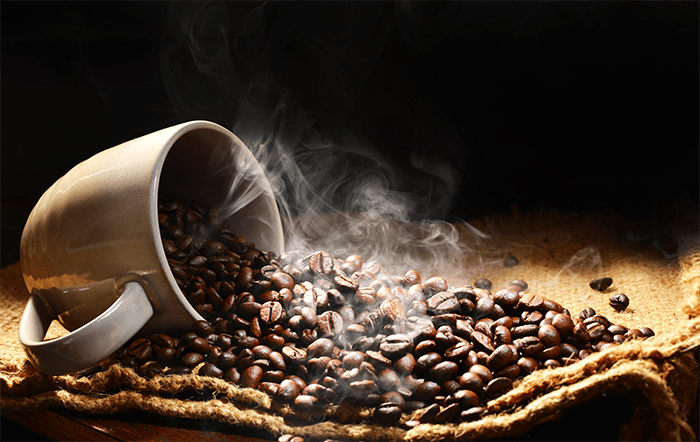 Café: Chuva e frio reduzem ritmo de colheita
