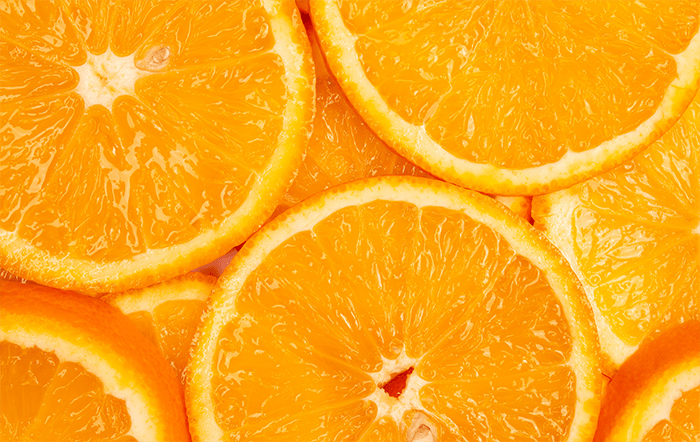 Preços da laranja seguem em queda e impactos do frio são pontuais