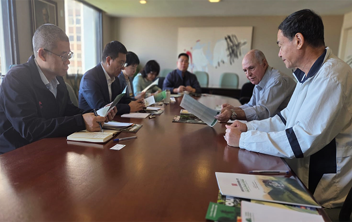 Estatal chinesa está no Brasil buscando ampliar o comércio bilateral