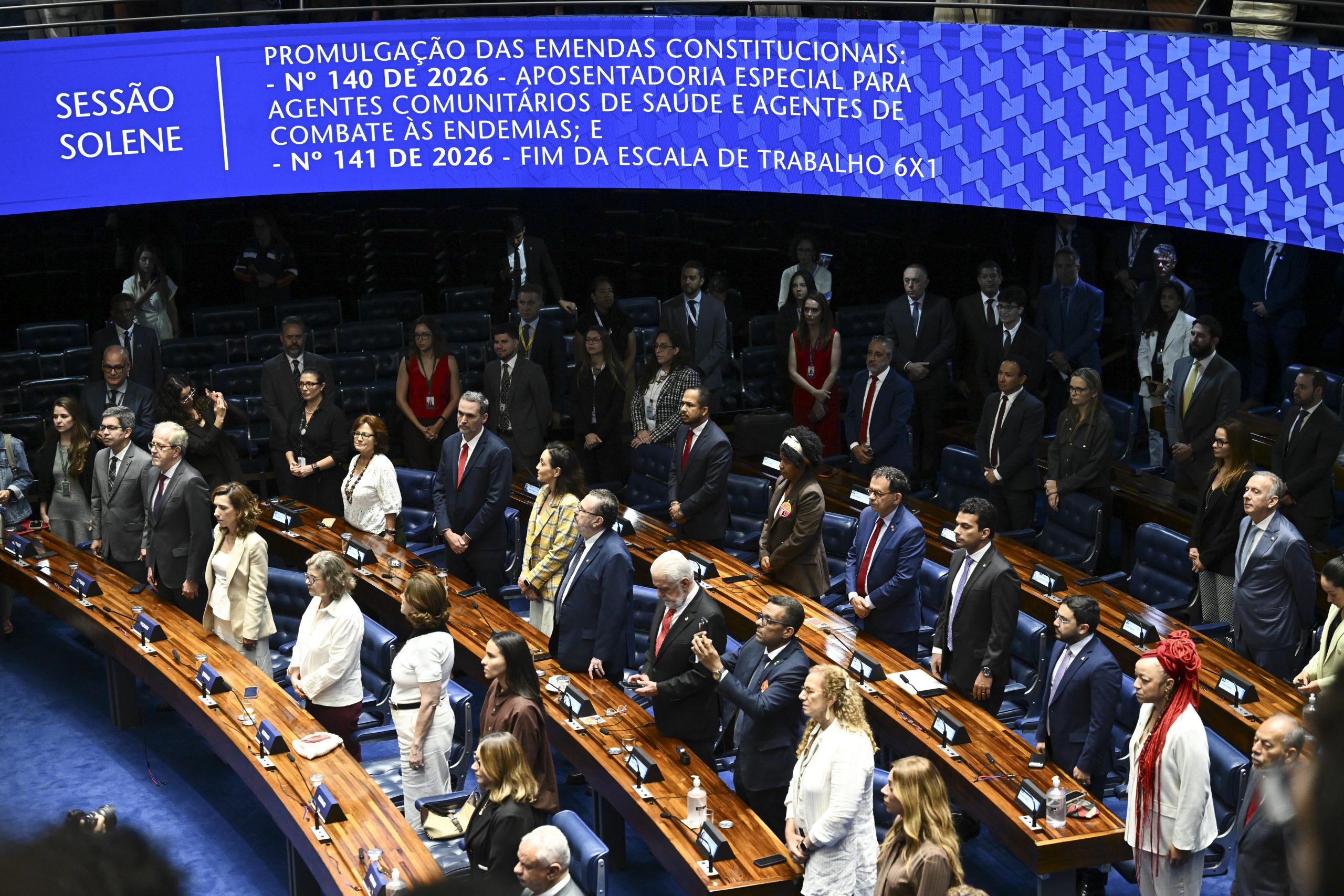 Agro repercute fim da escala de trabalho 6 por 1