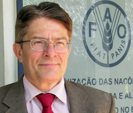 “Os caminhos adotados pelo Brasil demonstram que é possível combater a fome e a insegurança alimentar quando há o compromisso político em colocar esse tema na agenda de prioridades dos governos", diz Alan Bojanic, representante da FAO/ONU no Brasil. 